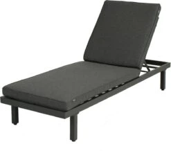 Hartman Ligbed Zwolle -Tuinmeubel Verkoop 1200x1057 1