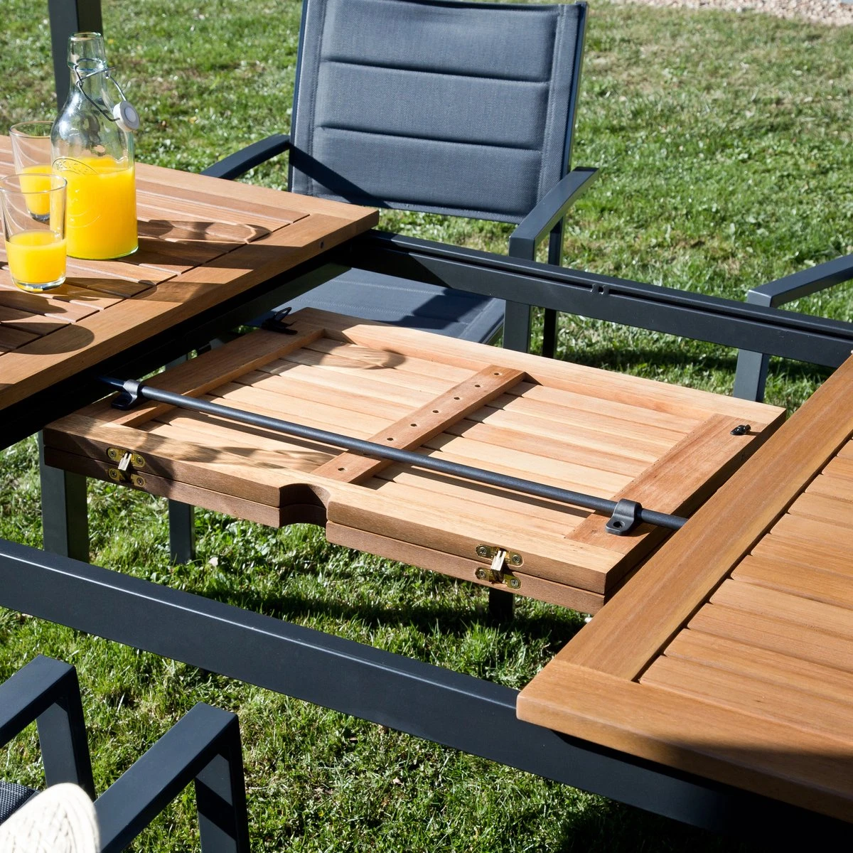 NATERIAL - Uitschuifbare Tuintafel ORIS - Uitschuifbare Tafel Voor 6 Tot 8 Personen - 180-240x100 Cm - Aluminium - Hout Eucalyptus 8 NATERIAL - Uitschuifbare Tuintafel ORIS - Uitschuifbare Tafel Voor 6 Tot 8 Personen - 180-240x100 Cm - Aluminium - Hout Eucalyptus - Image 6
