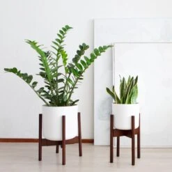 LifeGoods Planten Standaard - Uitschuifbare Bloempothouder - 20 Tot 30 Cm - Donker Bamboe -Tuinmeubel Verkoop 1200x1200 644