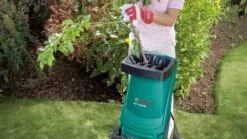 Bosch AXT Rapid 2200 Hakselaar - 2200 W - 90 Kg/u -Tuinmeubel Verkoop 1200x675 16