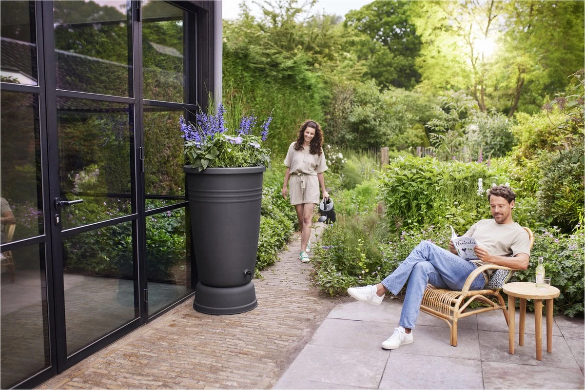 Elho Green Basics Regenton Plus 126 - Regenton Voor Kweken En Oogsten - Ø 70.5 X H 101.0 Cm - Zwart/Living Black 5 Elho Green Basics Regenton Plus 126 - Regenton Voor Kweken En Oogsten - Ø 70.5 X H 101.0 Cm - Zwart/Living Black - Image 3