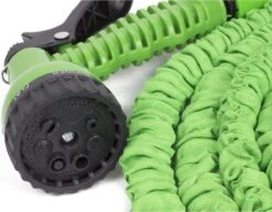 Benson - Tuinslang - Fexibel - 10 Meter - Tuinslang Met Koppeling - Spuitpistool - Groen -Tuinmeubel Verkoop 1200x934